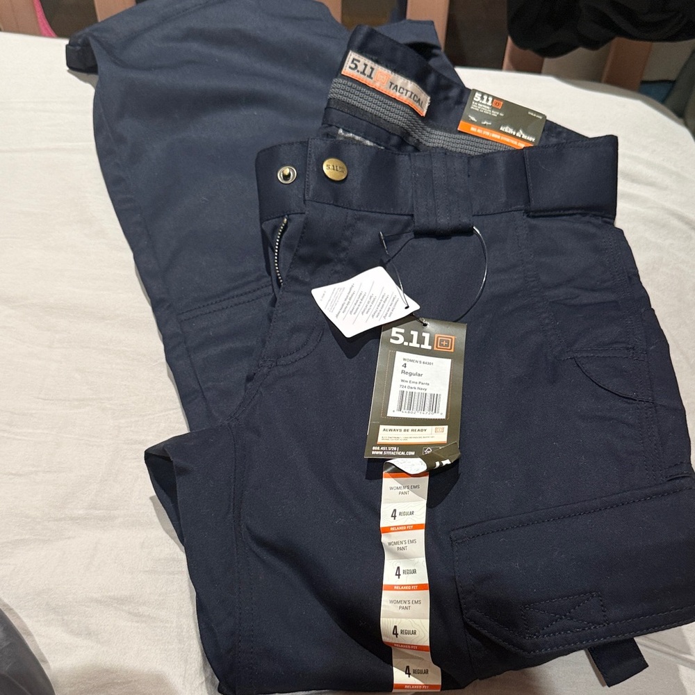 5.11 Tactical Women Navy Cargo EMS Pants (BRAND NEW W TAGS)